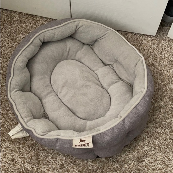 stuft dog bed